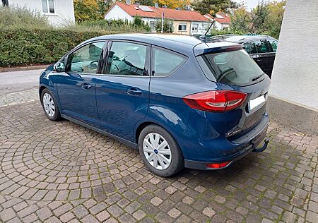 Ford C-Max mit Winterpaket