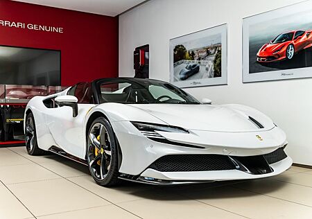 Ferrari SF90 / Spider