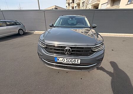 VW Tiguan Volkswagen 1.4 eHybrid OPF DSG Life Life