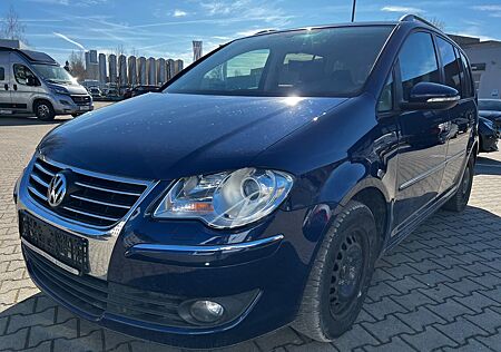VW Touran Volkswagen Highline TÜV 09/2025
