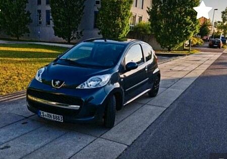 Peugeot 107 Petit Filou 70 Petit Filou