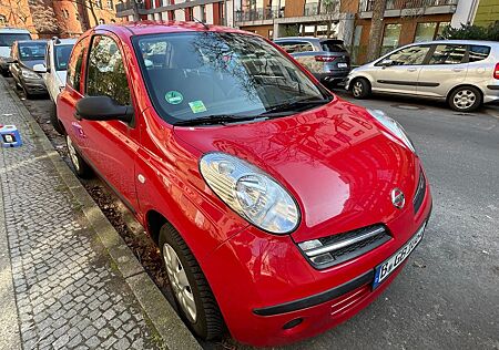 Nissan Micra Roter voll fahrtüchtiger mit TÜV 09/2025