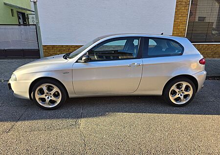 Alfa Romeo 147 1.6 16V TS Sportiva Sportiva