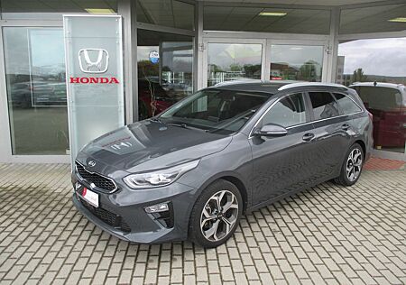 Kia Cee'd Sportswagon Ceed Sportswagon" 4 x Sitzheizung"