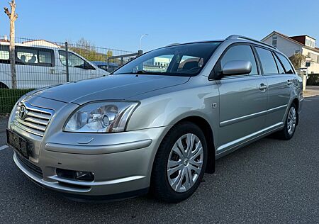 Toyota Avensis Kombi 1.8 Executive