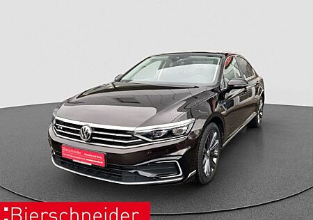 VW Passat Volkswagen 1.4 TSI DSG GTE AHK PANO STAND HuD DYN