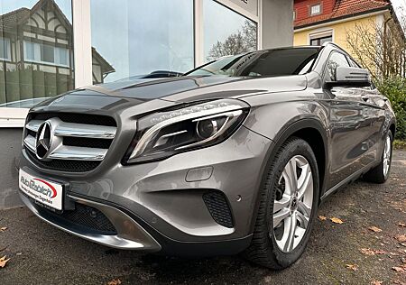 Mercedes-Benz GLA 200 Urban+XENON+Kamera+40.tkm !!!!!!