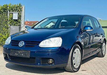 VW Golf Volkswagen V Lim*TÜV NEU*Standheizung*8 Fach bereift*