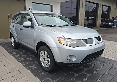 Mitsubishi Outlander 2.4*1.Hand*Klima*Tüv.06.2027