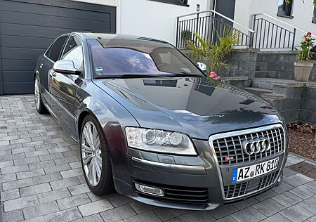 Audi S8 - V10 - 5.2 FSI Quattro - Traumzustand -