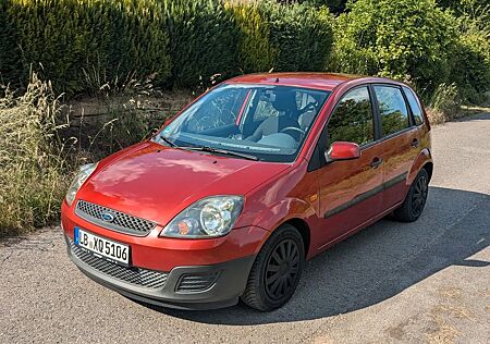 Ford Fiesta 1.3 51 kW Trend Trend