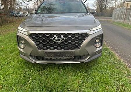 Hyundai Santa Fe 2.2 CRDi Trend 2WD 8AT Trend
