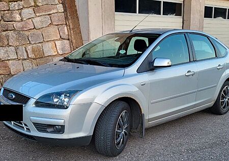 Ford Focus 1,6 Ti-VCT Titanium