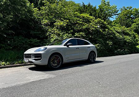Porsche Cayenne 4.0 V8 GTS GTS Coupe Leichtbaupaket