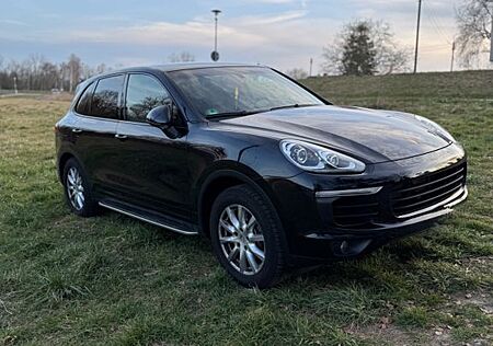 Porsche Cayenne Diesel -3.0