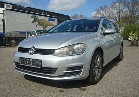 VW Golf Volkswagen VII Variant Comfortline // AHK// Scheckh.