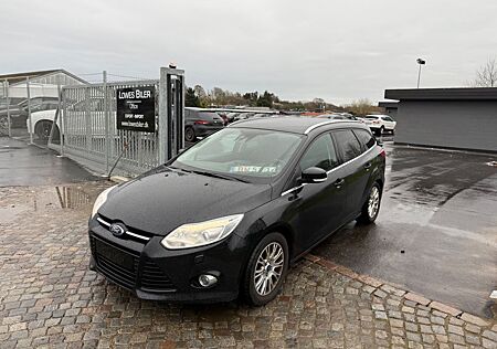 Ford Focus Turnier Titanium 1.6 Benzin 182 PS