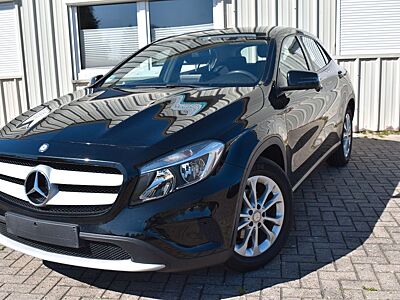 Mercedes-Benz GLA 180*TÜV NEU*KAMERA*KLIMA*SHZ*AHK*