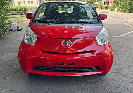Toyota iQ + 1,0-l-VVT-i +