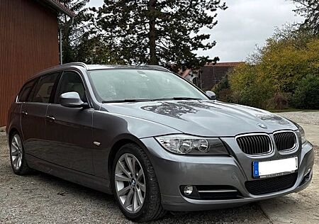 BMW 325i Touring Edition Exclusive Panorama Dach