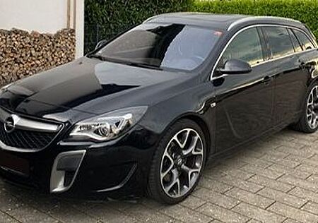 Opel Insignia Sports Tourer OPC Unlimited 2.8T 4x4