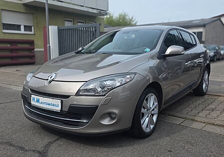 Renault Megane III Lim. 1.4 TCe Luxe Navi Xenon *56TKM*