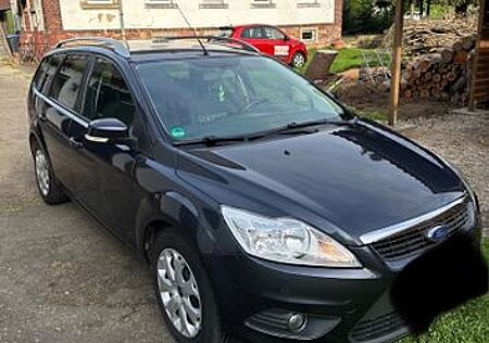 Ford Focus 1,6 Ambiente Turnier Ambiente