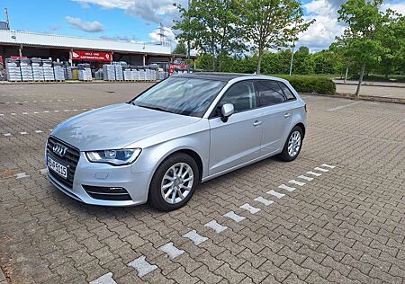 Audi A3 1.4 Sportback, Aut. , Panorama, Klima, TOP