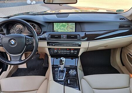 BMW 525d 525 Baureihe 5 Touring xDrive,Übervoll!!