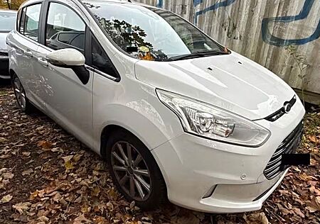 Ford B-Max 1.5 TDCI Titanium