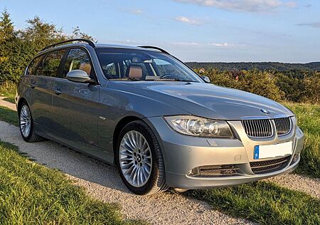 BMW 325i touring - 3.0 Liter - 6 Zylinder - TOP
