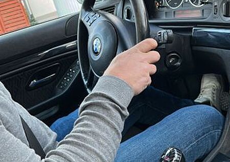 BMW 520i -