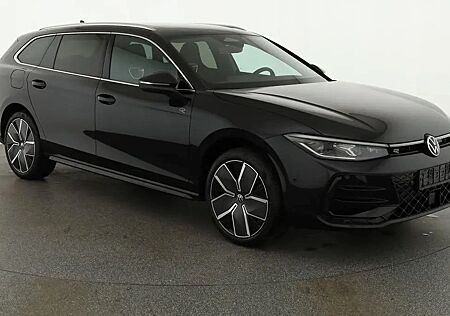 VW Passat Variant Volkswagen 1.5 eHybrid R-LINE Pano