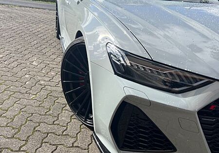 Audi RS6 720 PS,23 Zoll,B&O Adv.,Keramik,Porschefarbe