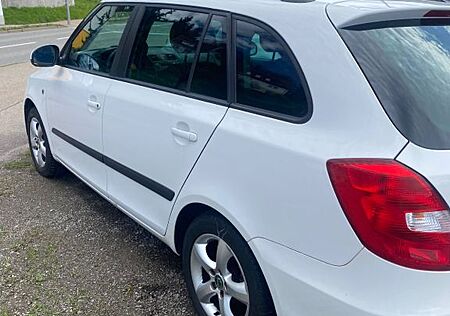 Skoda Fabia 1.2l TSI 63kW Ambiente Combi Ambiente