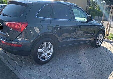 Audi Q5 2.0 Stronic quattro-AUTOMATIK-TÜV NEU-TOP ZUS