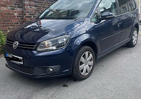 VW Touran Volkswagen 2.0 Klima tüv Kamera Navi