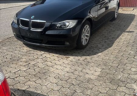 BMW 320i touring -