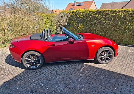 Mazda MX-5 2.0 SKYACTIV-G 160 i-ELOOP Sports-Line ...