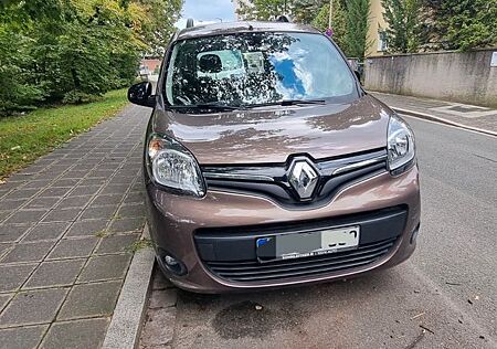 Renault Kangoo mit wenig Km TÜV neu einige Dellen