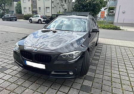 BMW 530d Touring A -