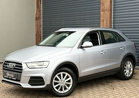 Audi Q3 quattro/LED/Navi/Leder/AHK/SHZ/Tempo/PDC/Alu/