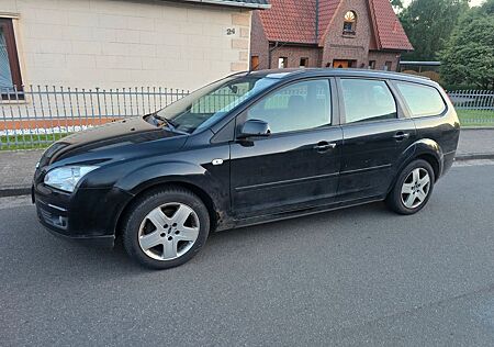 Ford Focus 1,6TDCi 80kW DPF Style Style