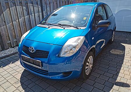 Toyota Yaris 1,0-l-VVT-i Cool Cool