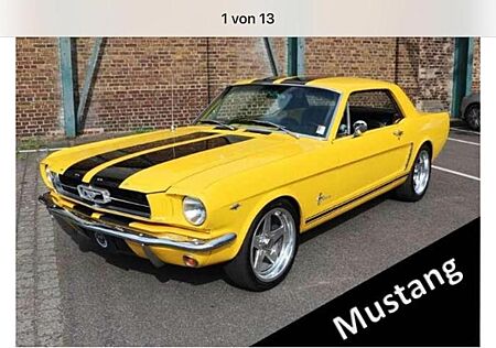 Ford Mustang V8