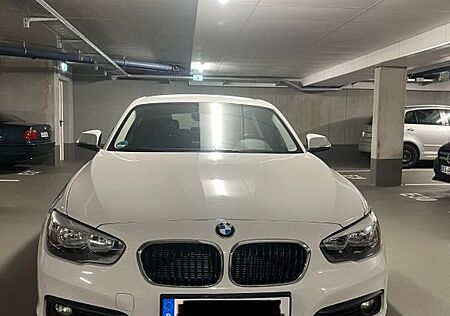 BMW 118i Advantage 5-trg. Automatik M-Lenkrad