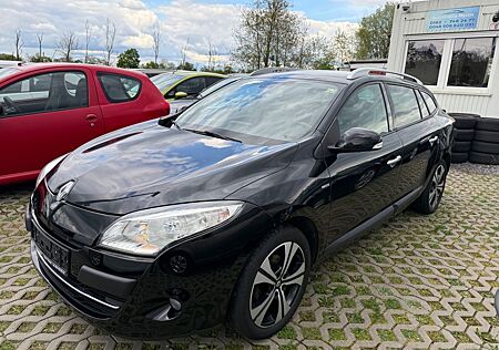 Renault Megane III Grandtour BOSE Edit 1.4 Benzin 131 PS
