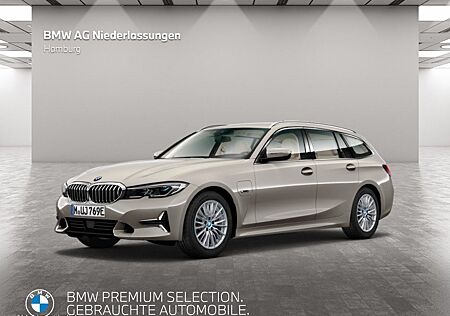 BMW 330e xDrive Touring AHK LiveCockpitProf Head-Up