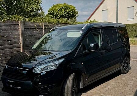 Ford Grand Tourneo 1.5 TDCi 88kW Titanium Titanium