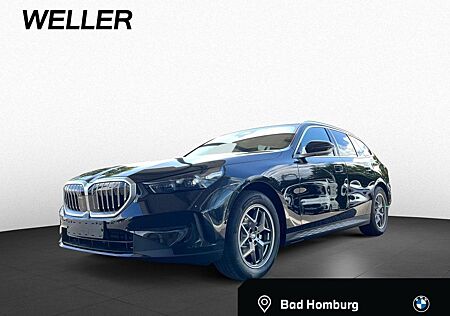BMW 520d Touring DrivAss ParkAss DigitalKey HiFi 18"